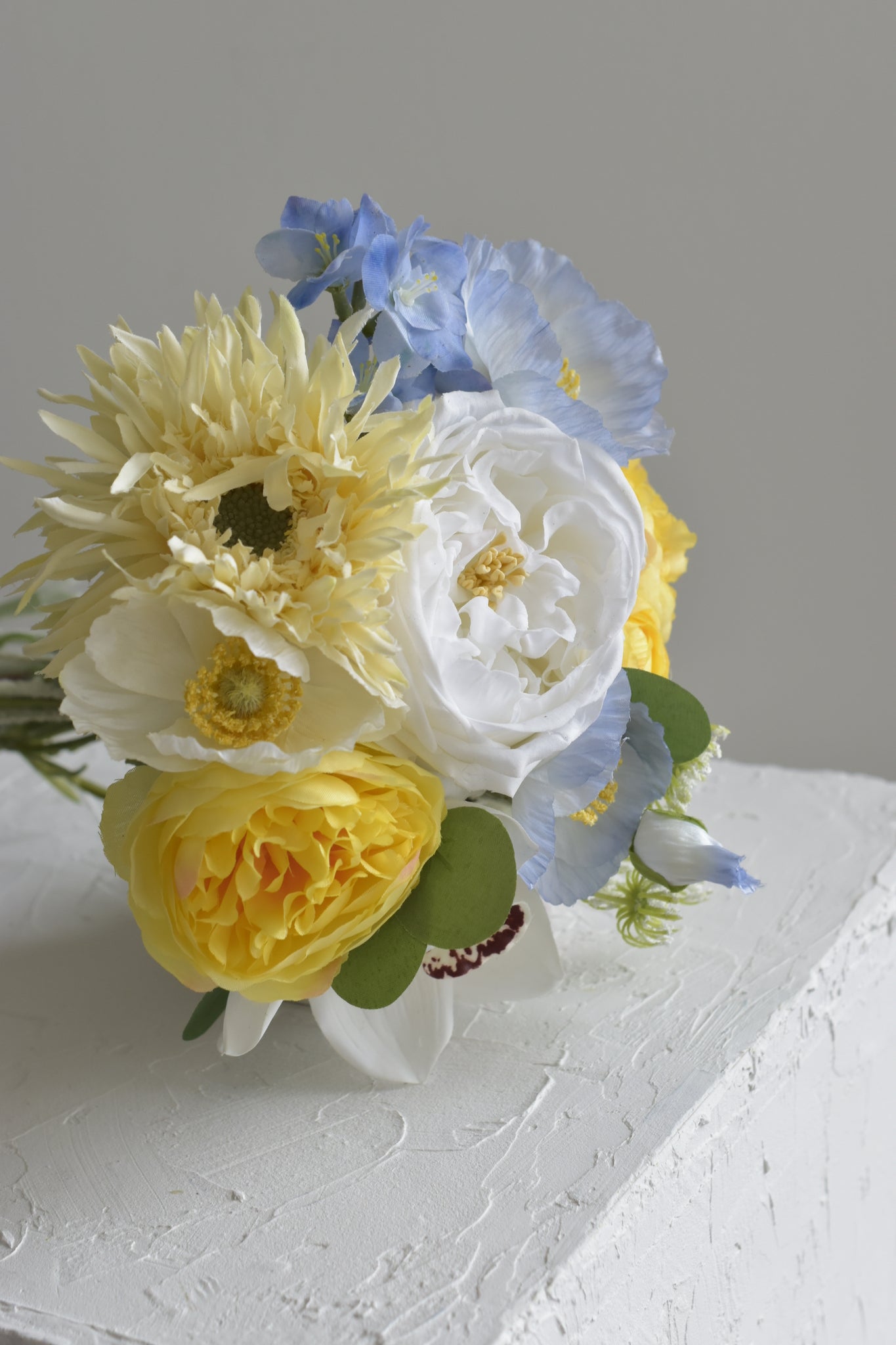 Vivid snowflake| Bridesmaid Bouquet