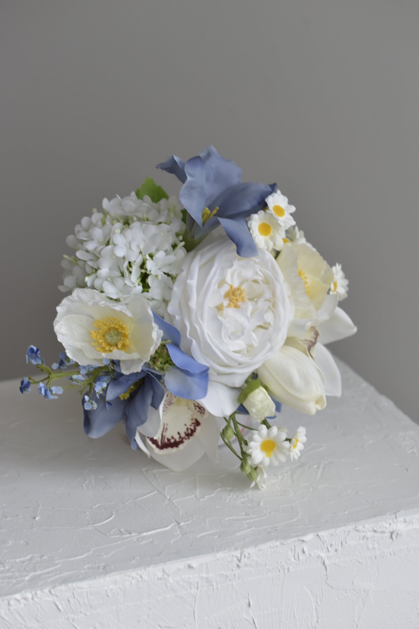 Frozen Pearl| Bridesmaid Bouquet