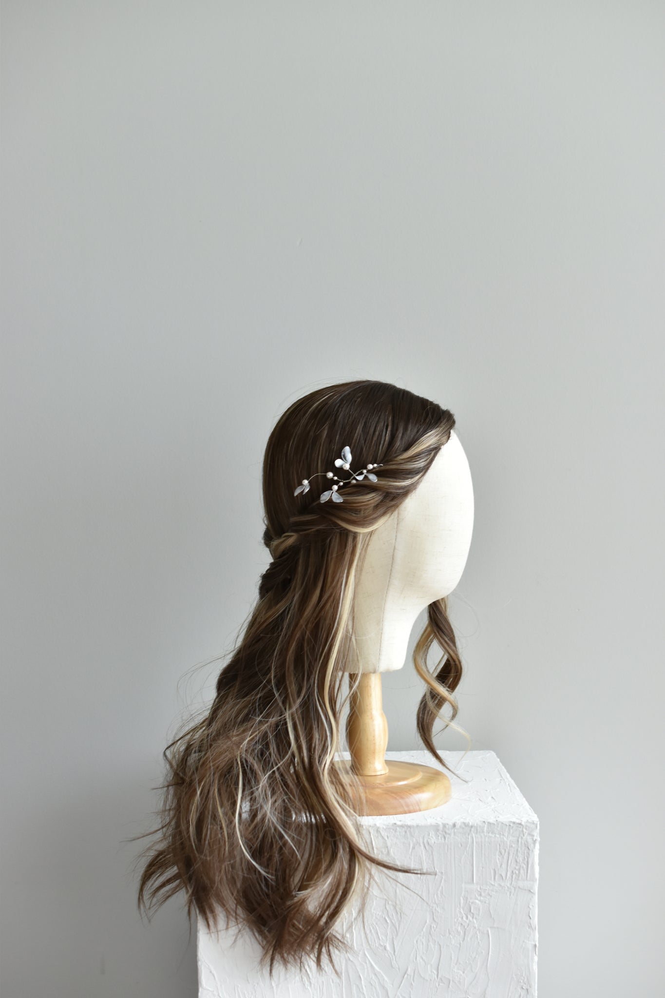 Araya Hair Vine