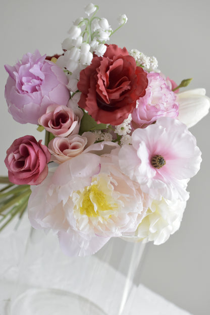 Scarlet Secret| Bridesmaid Bouquet