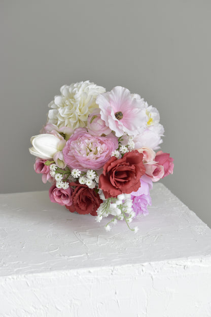 Scarlet Secret| Bridesmaid Bouquet