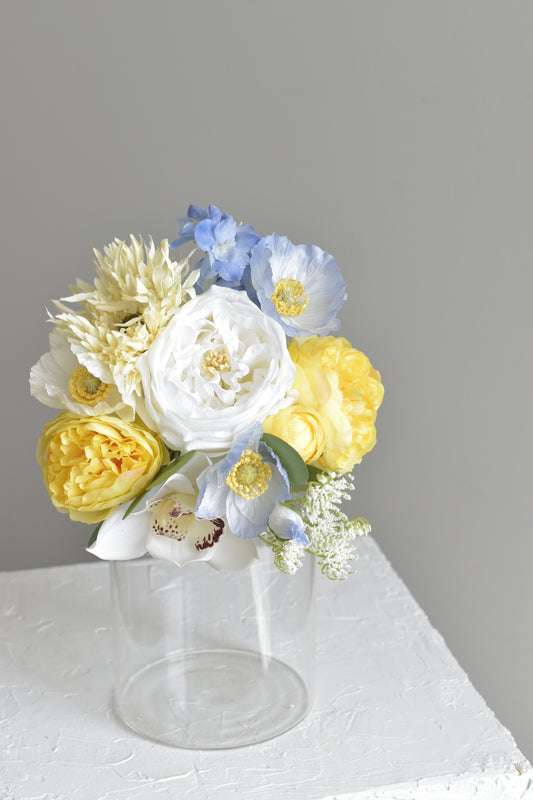 Vivid snowflake| Bridesmaid Bouquet